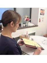 モモ 三ノ宮店(momo)&nbsp;福 明子