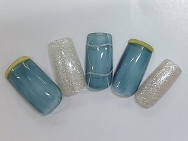 クリアネイル　個性的