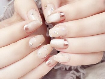 アクロネイル アンド アイ(ACRO NAIL&EYE)の写真/【その場で次回予約で再来の方もオフ無料！】＊経験豊富なスタッフによる施術で理想のネイルを施します＊