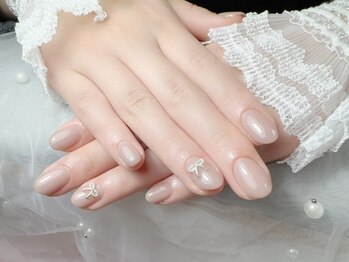 キラキラ(Kirakira)の写真/リピーター多数！シンプルだからこそ、［形/フォルム/カラー］にこだわったネイルをご提案♪