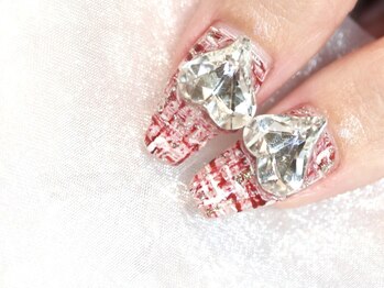 ネイルルーム アイボリー(nail room ivory)の写真/【美フォルム,持込み画像もOK!】下がり爪も改善の美爪に。チップ長さ出し10本アート5本アートし放題¥9980