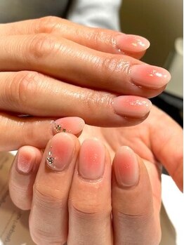 アンジェリーク ネイル(angelique nail)の写真/爪に優しいジェル使用☆ネイルケアから上質アートまで高い技術力と提案力を持つスタッフにお任せ♪