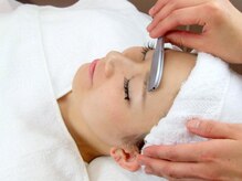 銀座マツナガ 新宿パークタワー店の雰囲気（人気の【美肌（お顔）シェービングは￥3850】眉カット込みです）