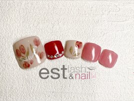 フットチューリップネイル