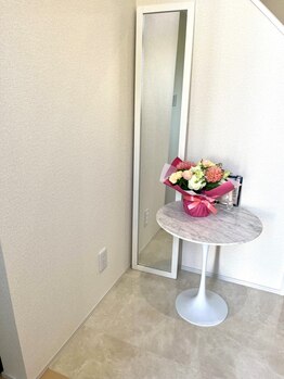 ソアラ(SOAR)の写真/姫路花田の隠れ家サロンSOARで、晴れやかなネイルデビューをしませんか？あなたの指先にカワイイの魔法を♪