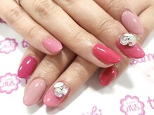 ネイルサロン 爪吉/大きめビジューが◎