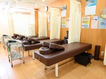 骨盤矯正・肩こり腰痛専門 からだラボ整骨院 たまプラーザ院/ まずは待合室にご案内です！