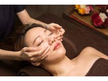 クロック(KuRock)/リンパマッサージ/小顔/整体