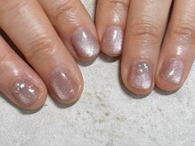 シーン(SHEEN)/ショート爪さんのマグネット