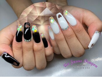 アン ジョーヌドラゴ/【ロングネイル】ハートパンチ