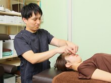 鍼で体の内側からアプローチ。美しい肌へ導きます。