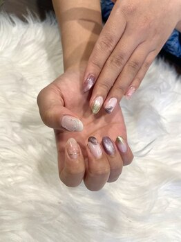 ノーバディ(Nobody)/大人ガーリーネイル♪