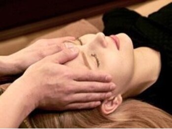 カドモリ 恵比寿代官山(KADOMORI)の写真/季節の変わり目にフェイスライン・お肌のメンテナンス☆自分史上最高のコンディションで思う存分楽しんで♪