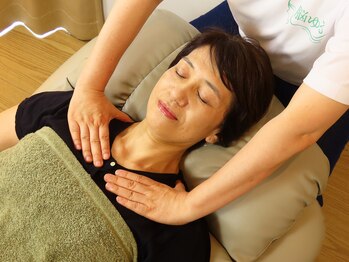 脳ゆる 三軒茶屋/デコルテマッサージ