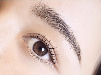 ブリス(BLISS)の写真/【まつげパーマset+2Stepケア】美眉毛スタイリングアイブロウwax¥9450/まつ毛も眉毛も美しく♪垢抜けにも◎