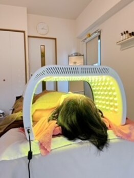 ヒナタ(HINATA)/LED美顔器で徹底アプローチ！