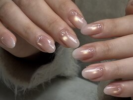 白グラデーションネイル