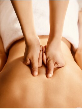 蘭LANの写真/【アロマリンパ60分5500円】スマホやテレワーク疲れの首・肩こりに/豊中駅チカでお仕事終わりでも◎