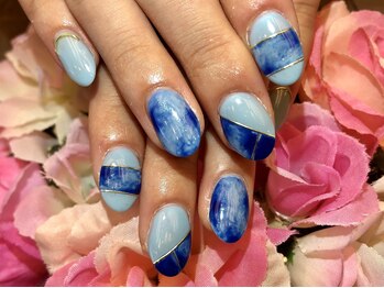 プラハネイル(+HER 美甲)/タイダイ×パーツ