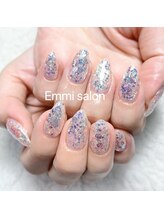 エミー(emmi)/