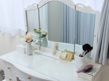 リエル(Liel)/ドレッサーもあります