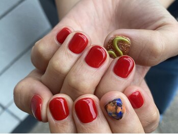 カーティシーネイルズ(curtisii NAILS)/ワンカラーにワンアクセント!