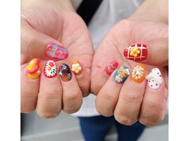 派手ネイル