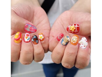 ハズグラスネイル(Haze Grass nail)/派手ネイル