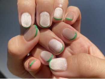 カーティシーネイルズ(curtisii NAILS)/スキニーフレンチonマグネット