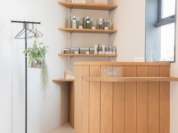 ニレ(niRe)/レジカウンター