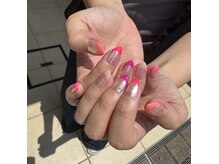 フロッシュ ネイル(Frosch Nail)の雰囲気（Instagramに、デザイン多数掲載あります）