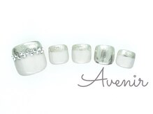 アヴィニール 表参道(Avenir)/グレージュミラーフットネイル