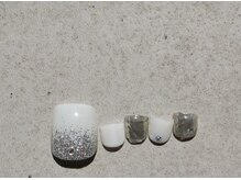 モアナ(MOANA)/ 《foot》Simple定額ネイル¥6980