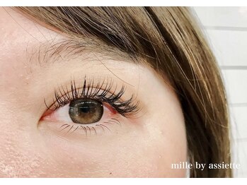 ミル バイ アシェット(mille by assiette)/マツエク160本◎