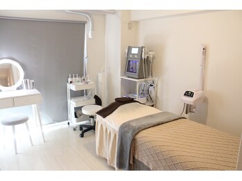 ベル 栄(Belle)/ハーブピーリング｜ベッドルーム