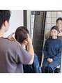 整骨スタジオ 高輪泉岳寺駅前(SEIKOTSU STUDIO) ゆがみをチェックして肩こりや腰痛などの原因を特定します。