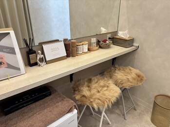 エル(ailes)/eyelash RooM ailes(店内写真)