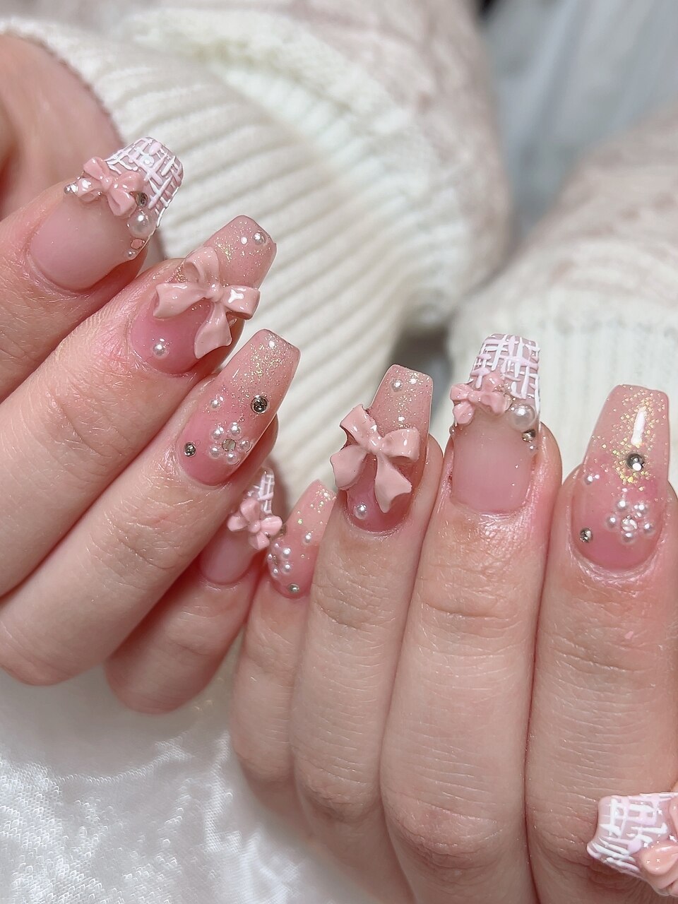 【オーダー】ピンク　マグネット　斜めライン　バタフライ　ワンホン　ネイルチップ オーダーピンクマグネット斜めラインバタフライワンホンネイルチップ