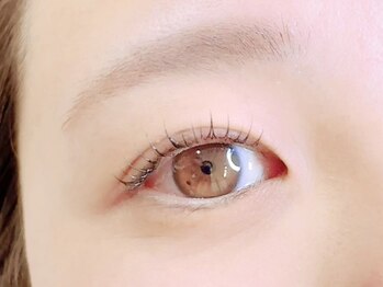 サロンメリア(salon Melia)の写真/種類豊富なまつげパーマで理想の目元に♪一人一人に合わせたご提案であなただけの美しさを引き出します!