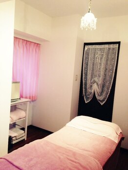 ディオーネ 仙台店(Dione)/ピンク×白の個室 (2)