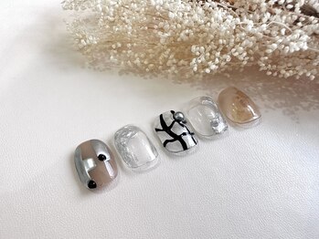 エムプラスビューティー(M+)/韓国風pop/可愛い/個性派