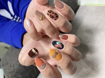ラキネイル(LAKI Nail)/カラフルネイル