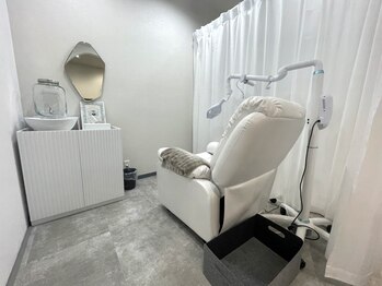 ホワイトニングショップ 焼津店の写真/セルフホワイトニング♪都度払いや回数券などお客様のペースで通えるのも魅力★