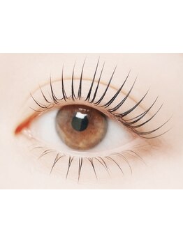 ナチュラル上品な目元にしたい