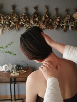 ムーンリーフ(MoonLeaf)/理想の輪郭を思い出す時間に