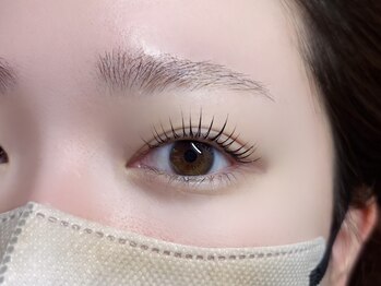 ピープ 蟹江店(peep)の写真/まつ毛のお悩み、ひとりで悩まずご相談ください。ダメージを抑えながら理想のまつ毛パーマへ♪