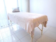 クリア(clear)/施術ベッド