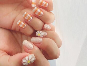ネイルマジック 仙台一番町店(NAIL MAJIC)/ギンガムチェック×マーガレット