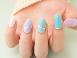 【カラフル大人かわいいネイル】