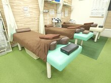 リセット整骨院 やえのさと院の雰囲気（整体/骨盤矯正/はり/猫背矯正/姿勢矯正/小顔矯正/鍼灸/美容鍼）